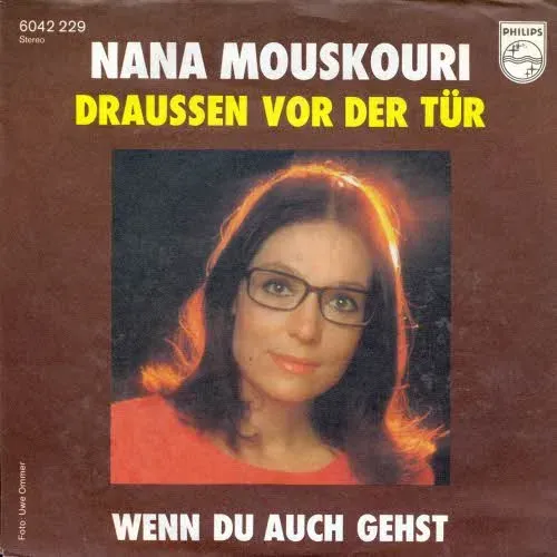 Mouskouri Nana - Draussen vor der Tür (AK)