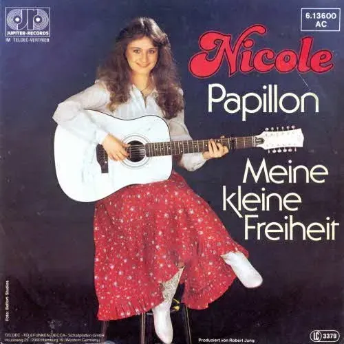 Nicole - Papillon