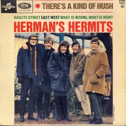 Herman's Hermits - There's a kind of hush (EP-FR)